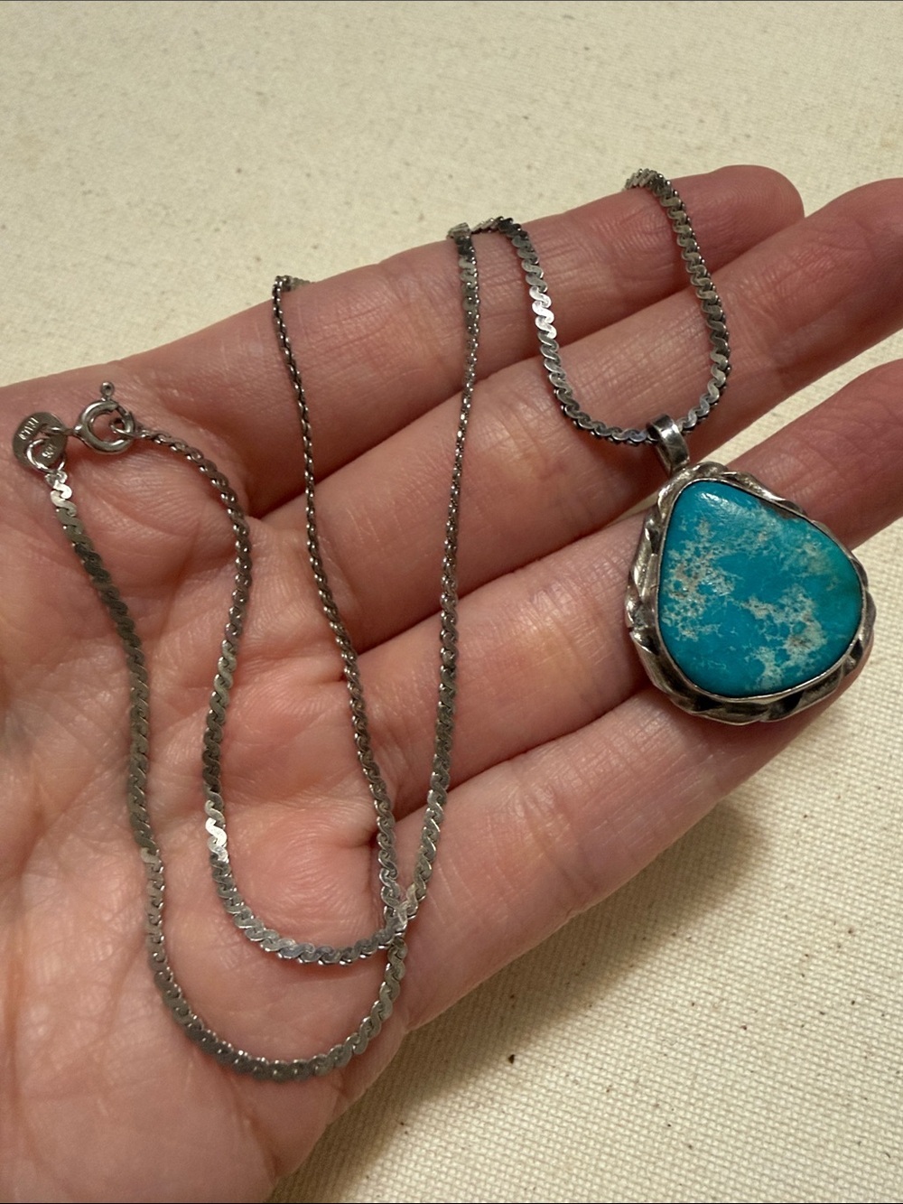 Stunning Native Sterling Silver 925 Turquoise Pendant Necklace 18’ in